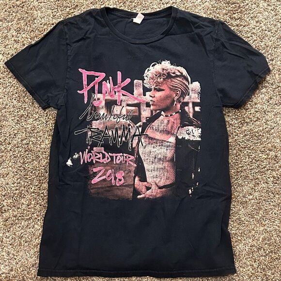 Fruit of the Loom Tops - P!NK 2018 World Tour Concert T-Shirt Beautiful Trauma Black Pink Womens Small